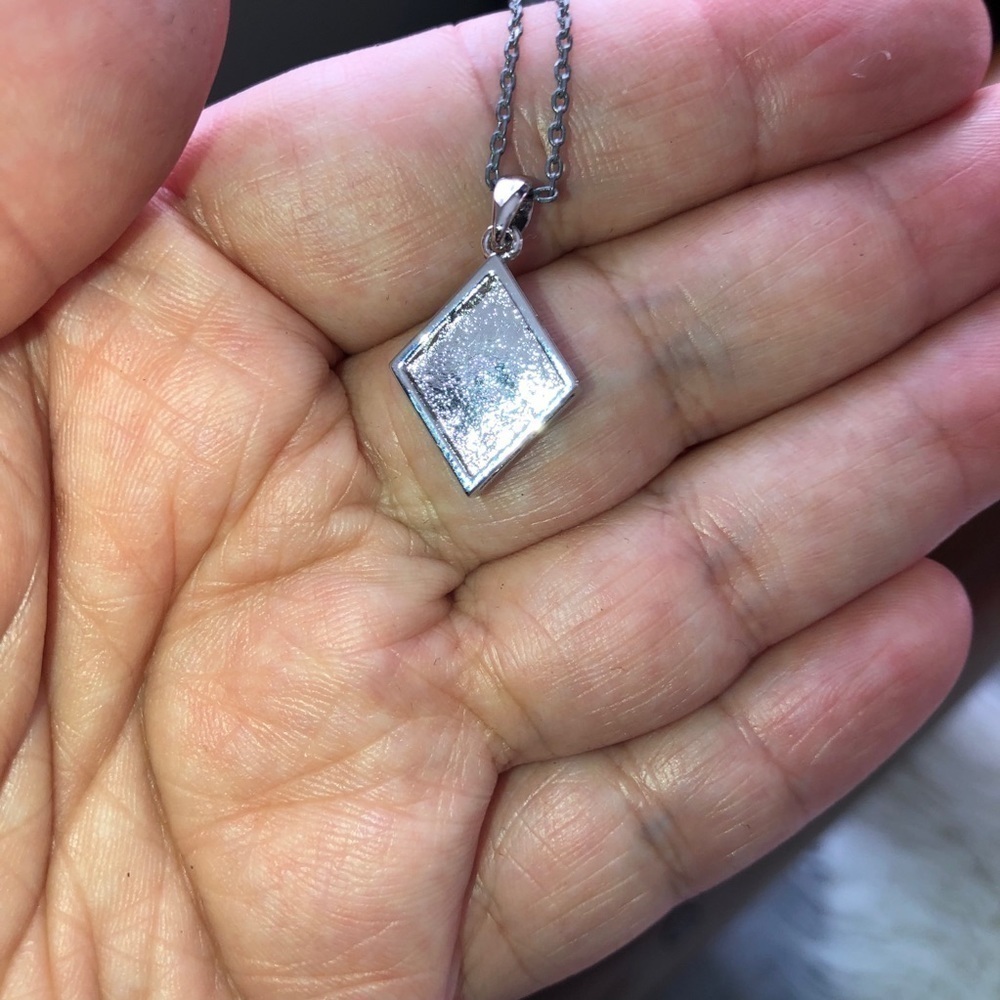 CATE & CHLOE LENNON "ESTEEMED" Pendant With Crystals Chain Necklace - Picture 8 of 8